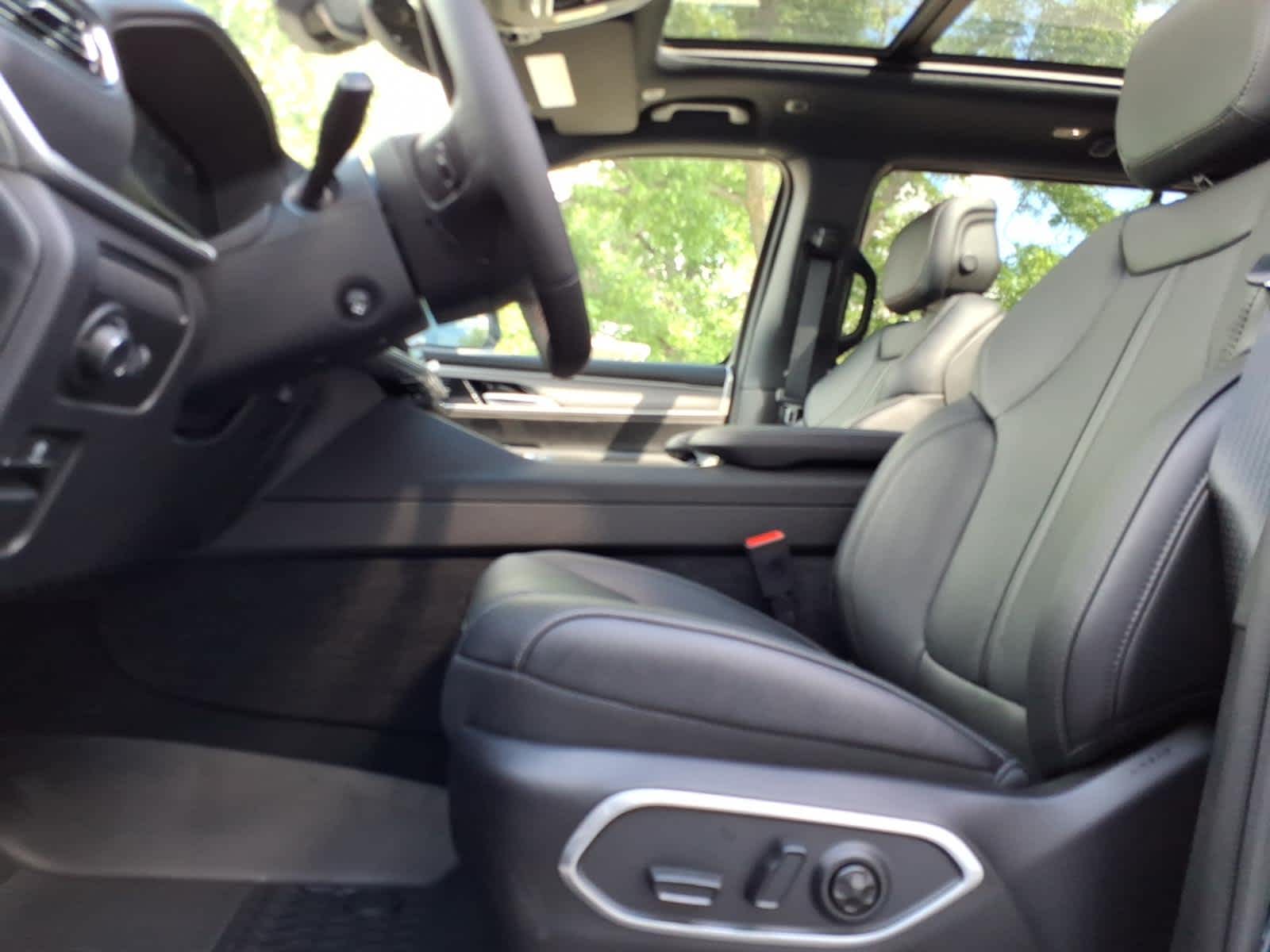 2026 Jeep Grand Wagoneer GRAND WAGONEER UPLAND 4X4