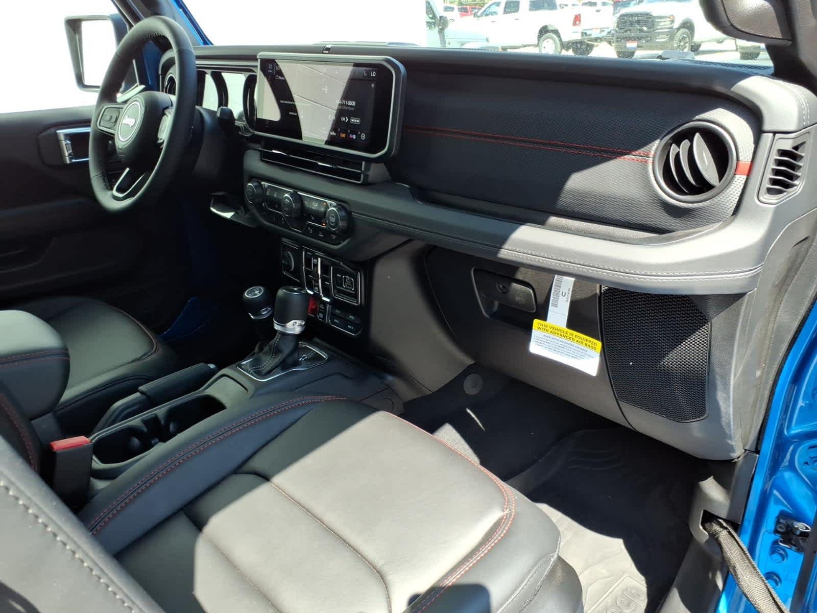 2026 Jeep Gladiator GLADIATOR SHADOW OPS 4X4