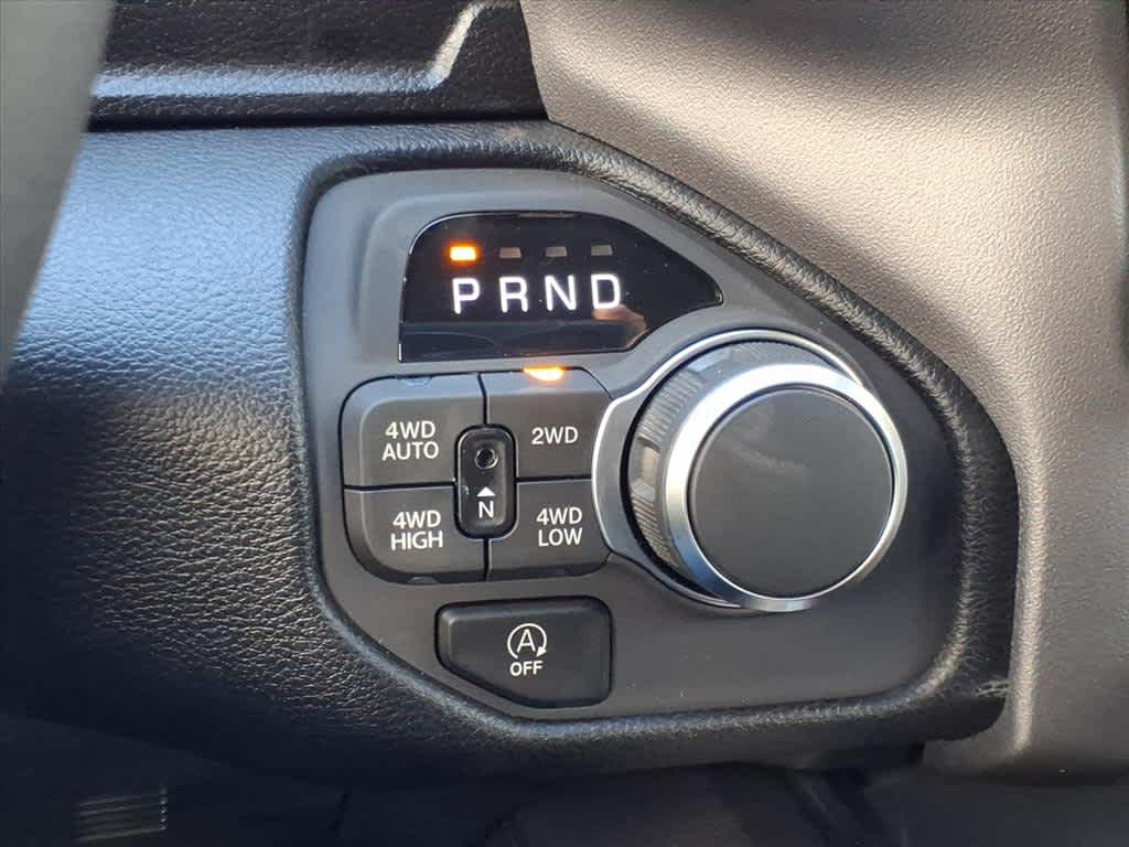 2026 RAM Ram 1500 RAM 1500 LONE STAR CREW CAB 4X4 5'7' BOX