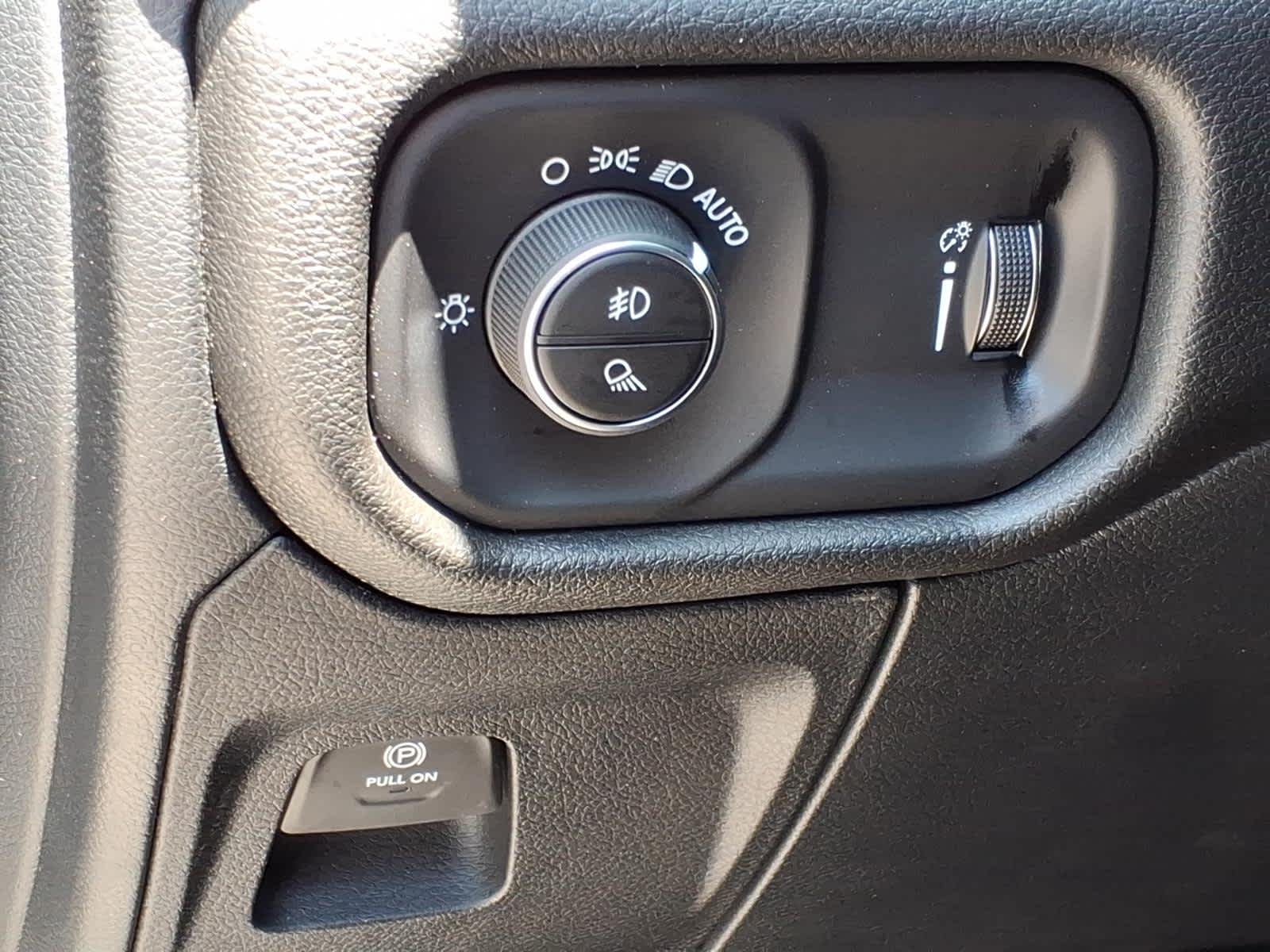 2026 RAM Ram 1500 RAM 1500 WARLOCK CREW CAB 4X4 5'7' BOX