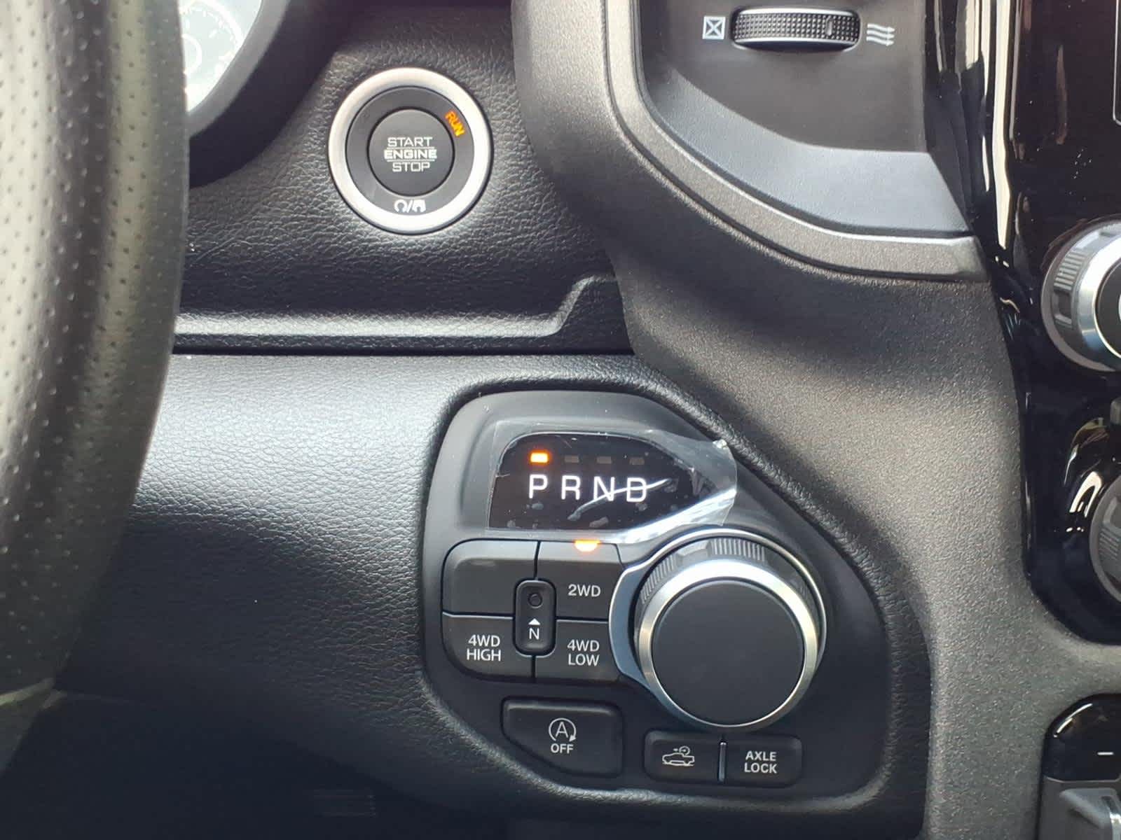 2026 RAM Ram 1500 RAM 1500 WARLOCK CREW CAB 4X4 5'7' BOX