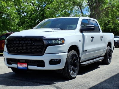 2026 RAM Ram 1500 RAM 1500 EXPRESS CREW CAB 4X4 5'7' BOX