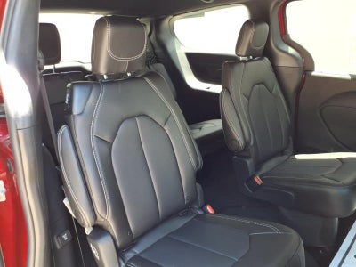 2027 Chrysler Pacifica PACIFICA SELECT