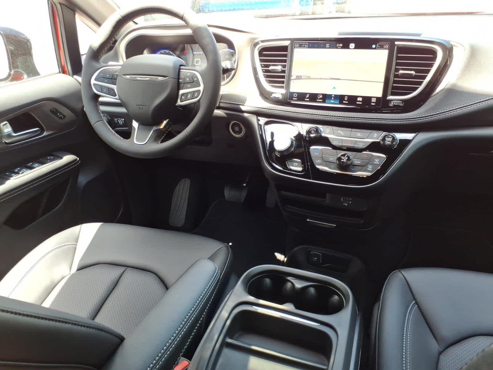 2027 Chrysler Pacifica PACIFICA SELECT