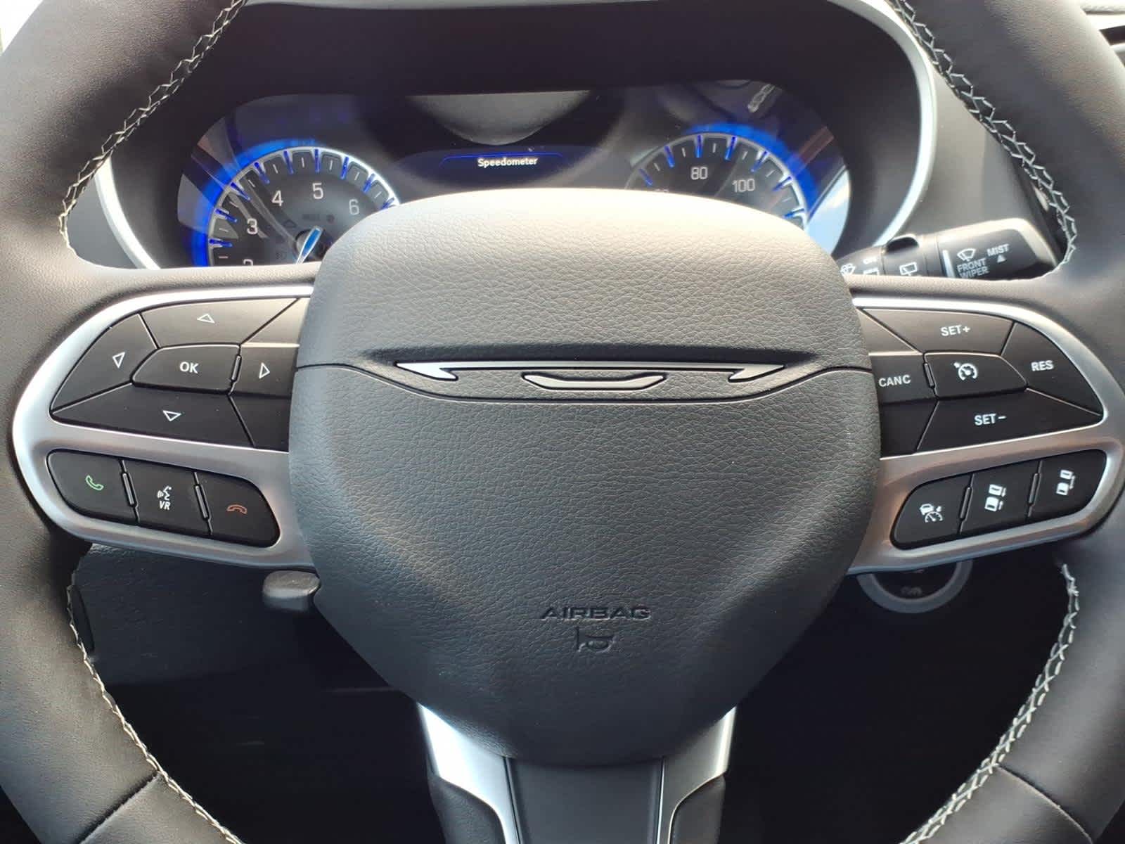 2027 Chrysler Pacifica PACIFICA SELECT