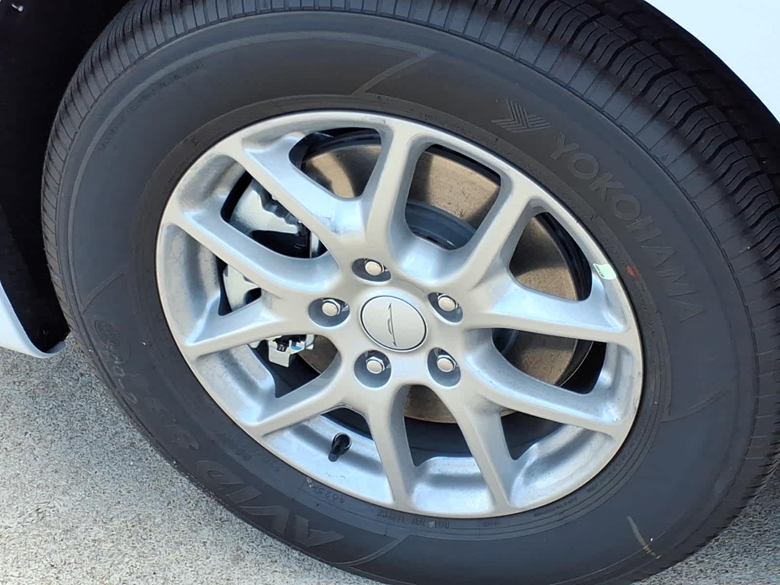 2027 Chrysler Pacifica PACIFICA SELECT