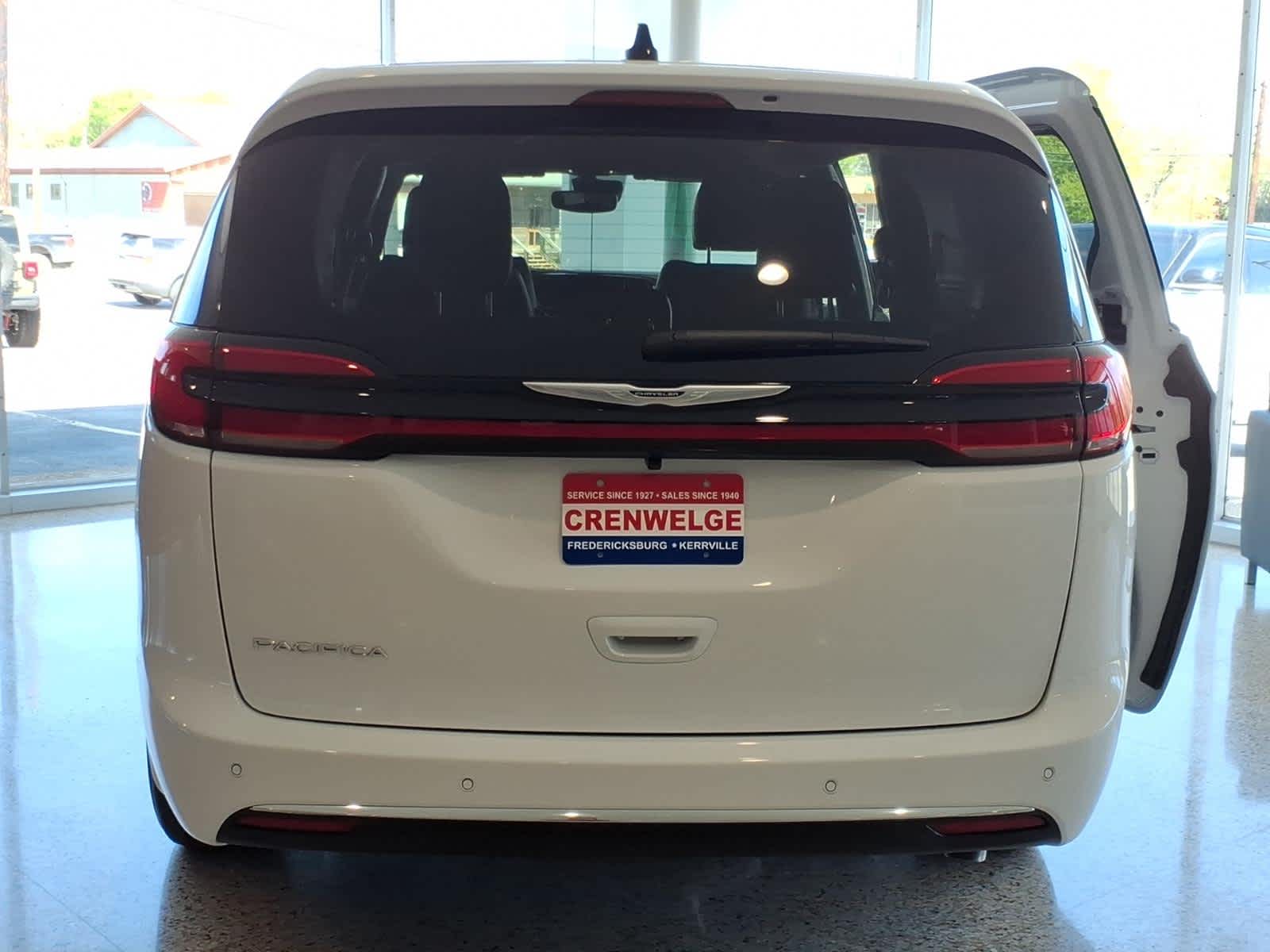 2026 Chrysler Pacifica PACIFICA SELECT