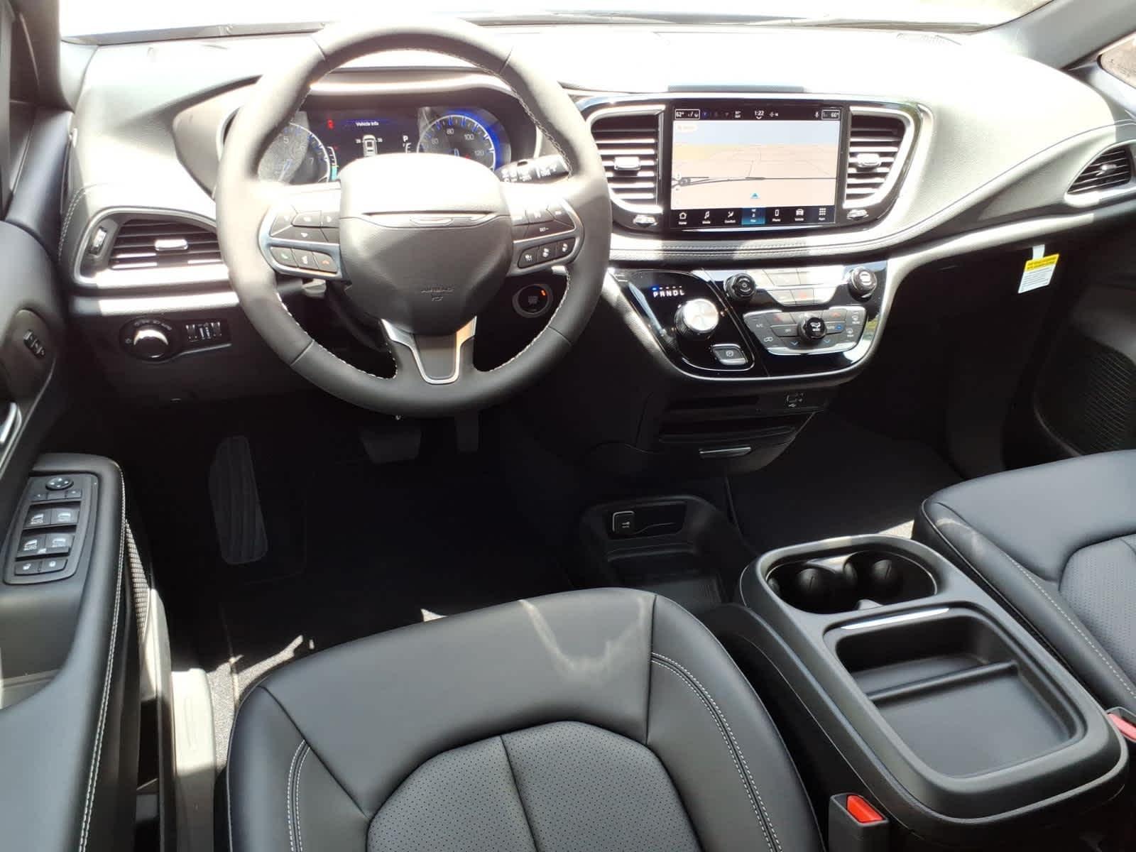 2027 Chrysler Pacifica PACIFICA SELECT