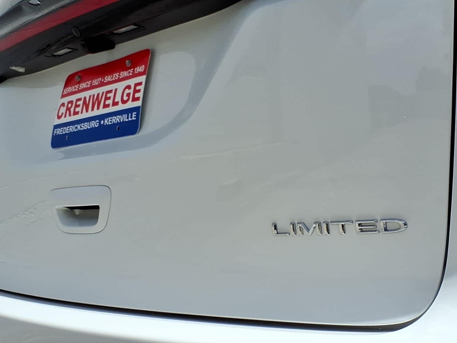 2027 Chrysler Pacifica PACIFICA LIMITED