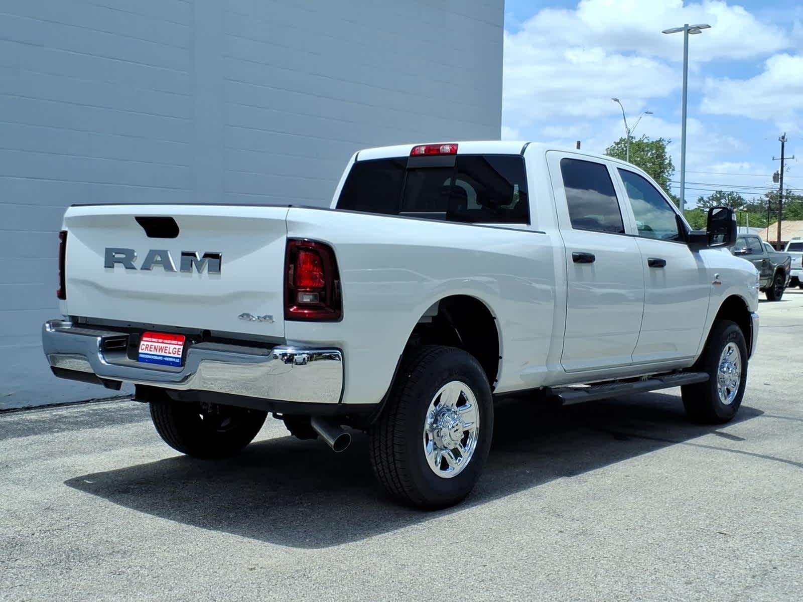 2026 RAM Ram 2500 RAM 2500 TRADESMAN CREW CAB 4X4 6'4' BOX
