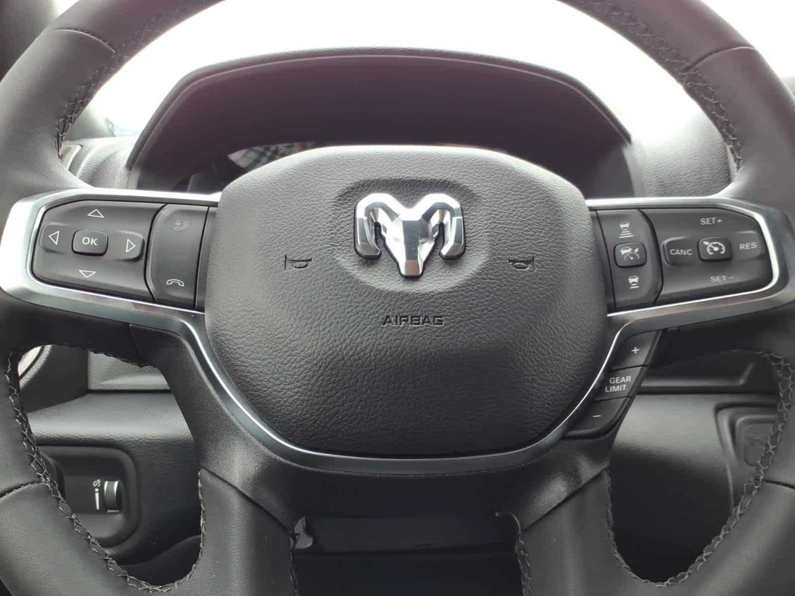 2026 RAM Ram 2500 RAM 2500 WARLOCK CREW CAB 4X4 6'4' BOX