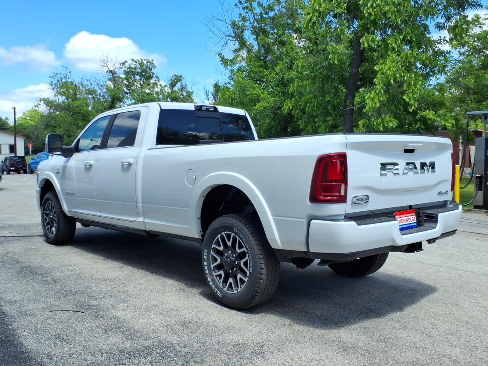 2026 RAM Ram 2500 RAM 2500 LIMITED LONGHORN CREW CAB 4X4 8' BOX