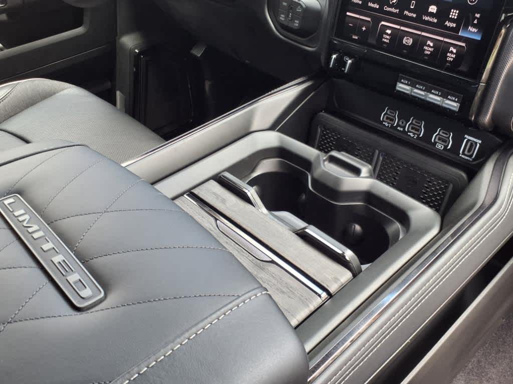 2025 RAM Ram 2500 RAM 2500 LIMITED CREW CAB 4X4 6'4' BOX