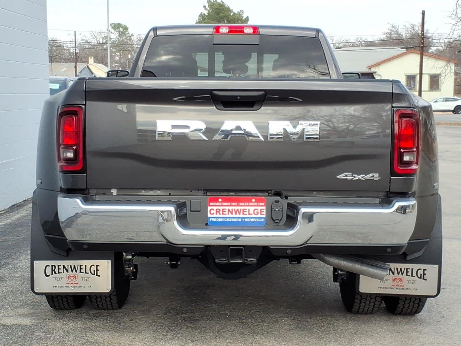 2026 RAM Ram 3500 RAM 3500 TRADESMAN CREW CAB 4X4 8' BOX