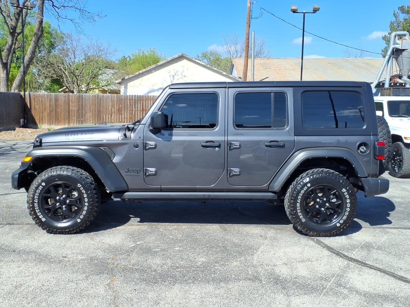 2022 Jeep Wrangler Unlimited Willys 4x4