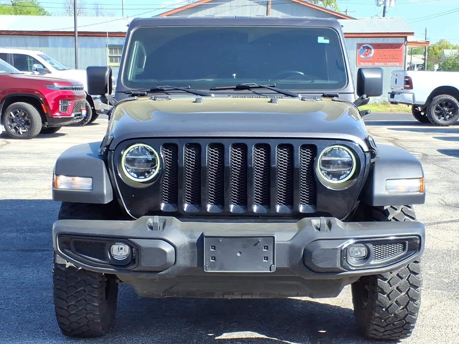 2022 Jeep Wrangler Unlimited Willys 4x4