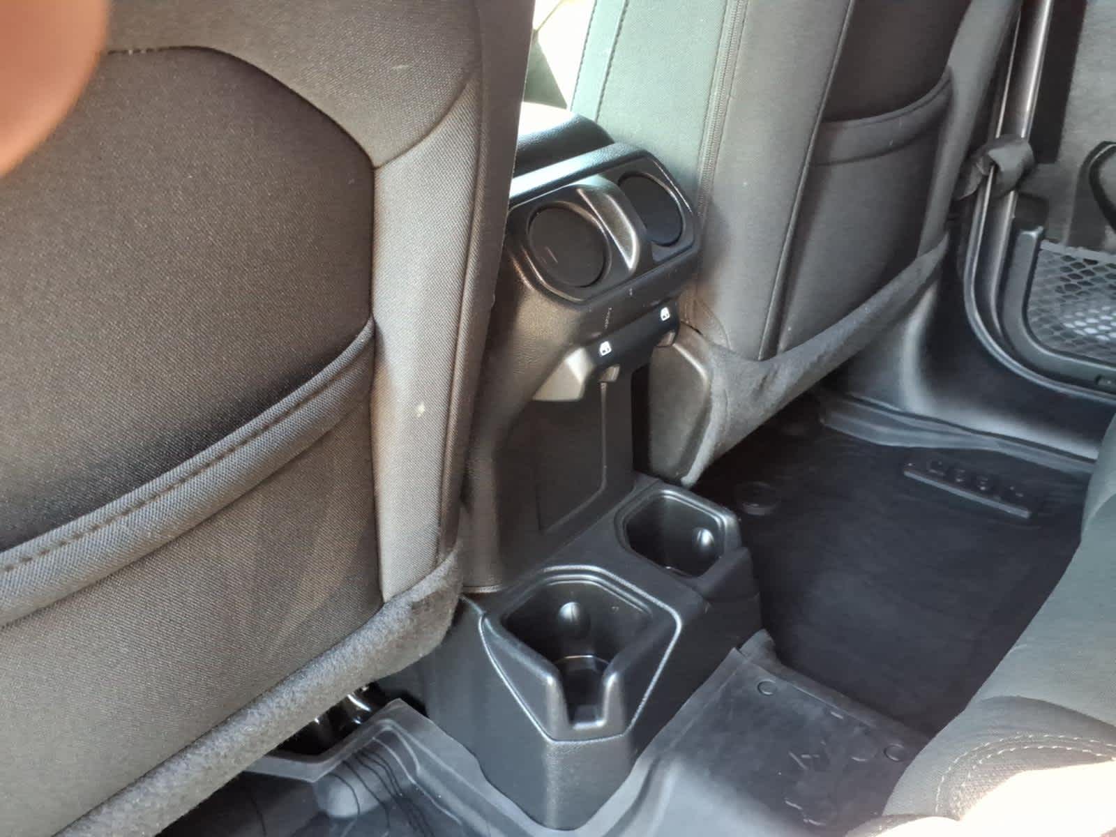 2022 Jeep Wrangler Unlimited Willys 4x4