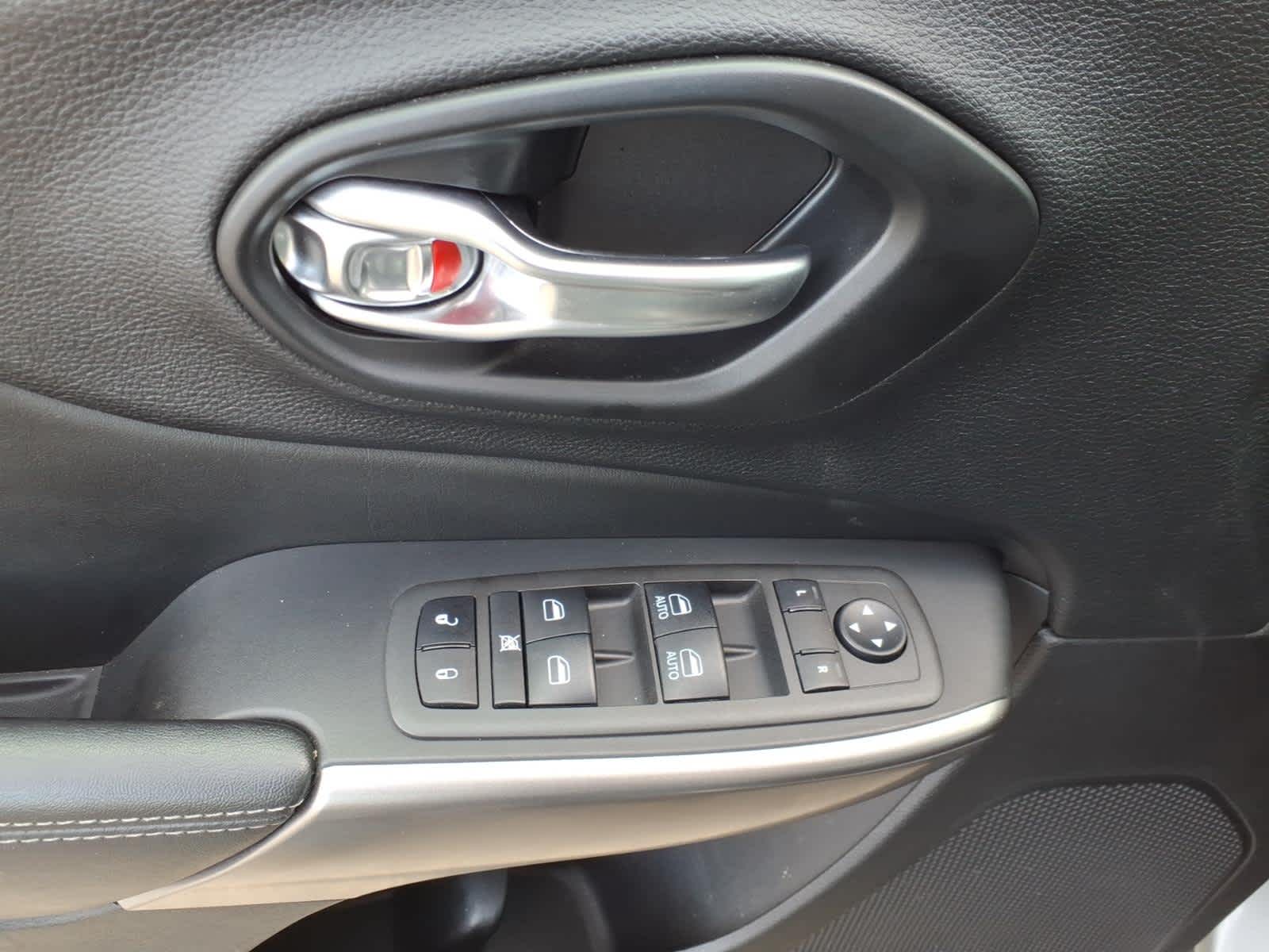 2021 Jeep Cherokee Latitude Lux 4X4