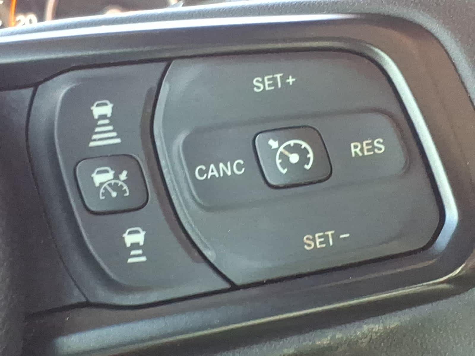 2024 Jeep Wrangler 4-Door Willys 4x4