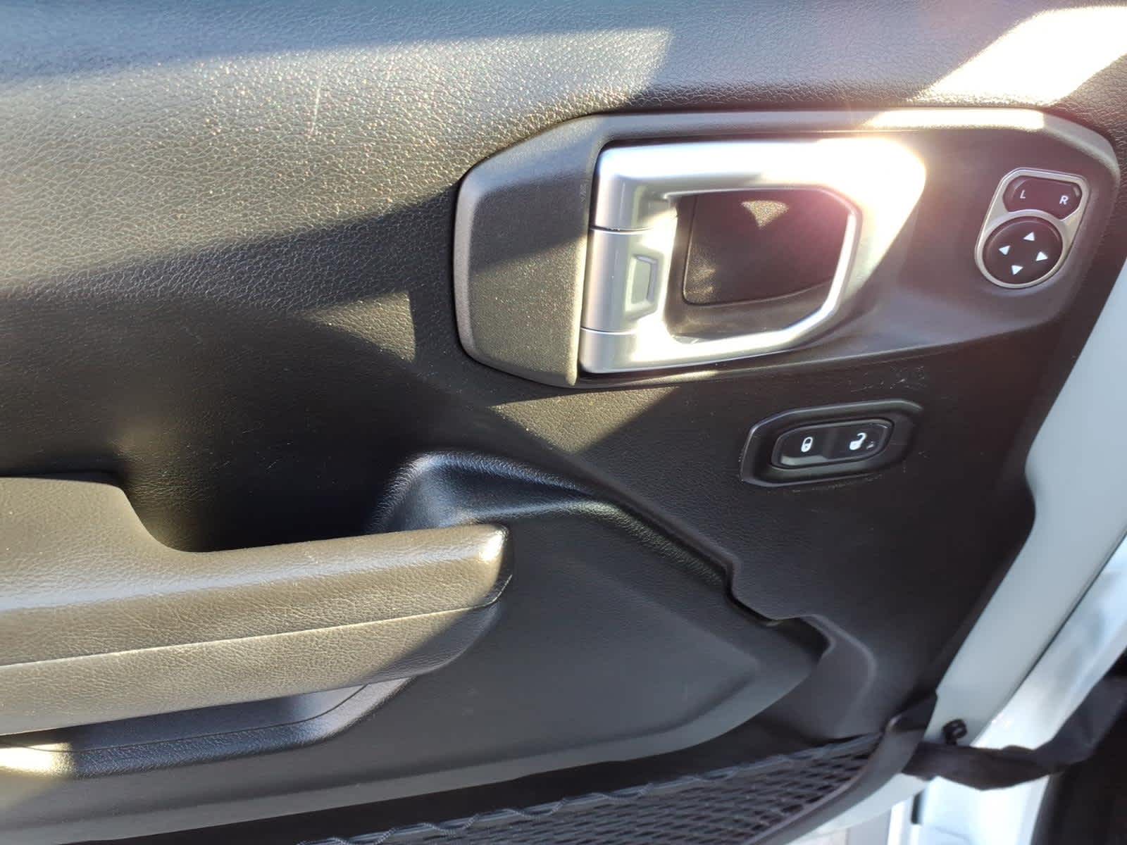 2024 Jeep Wrangler 4-Door Willys 4x4