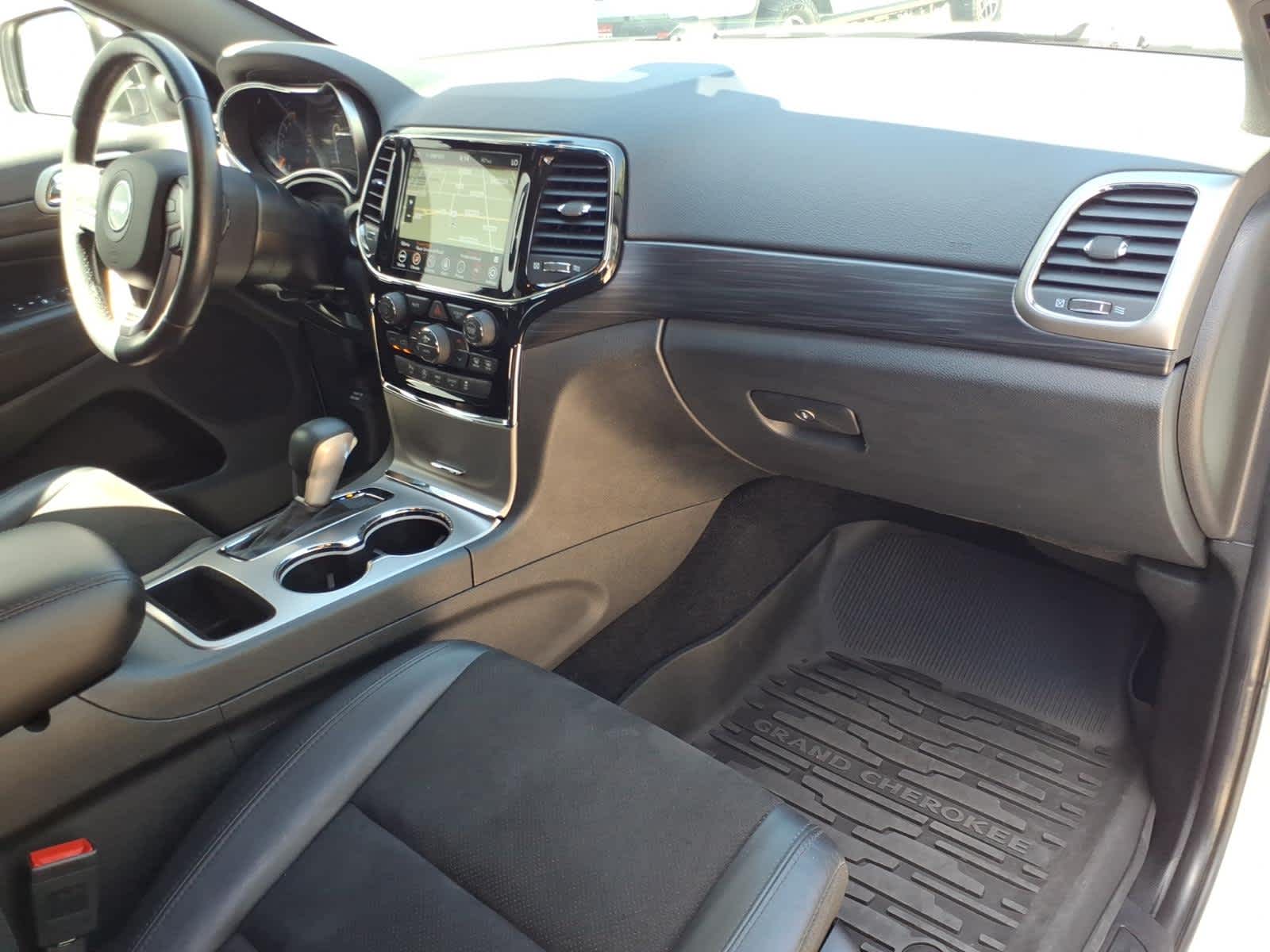 2021 Jeep Grand Cherokee Laredo X 4x4