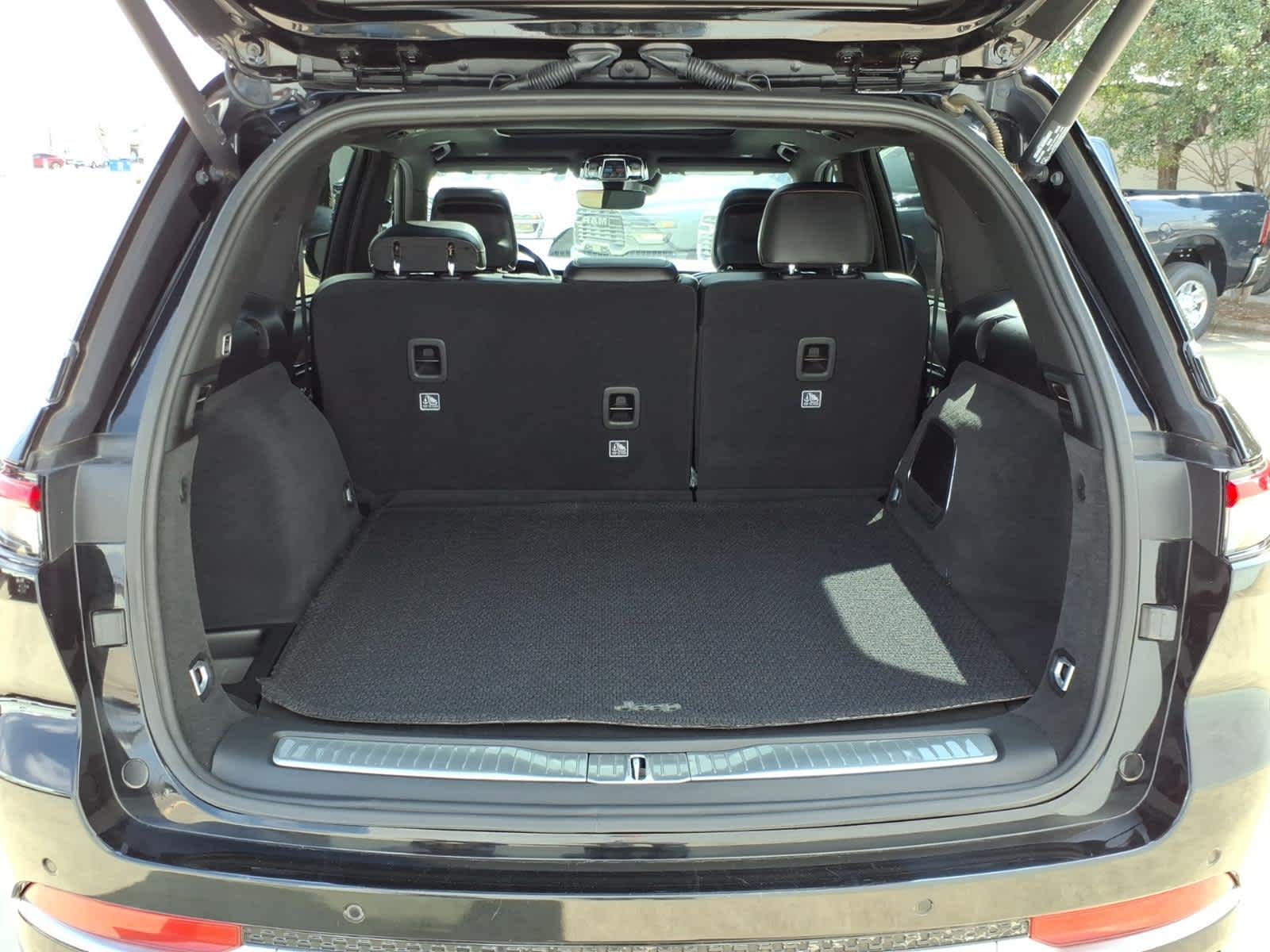 2022 Jeep Grand Cherokee Summit 4x4