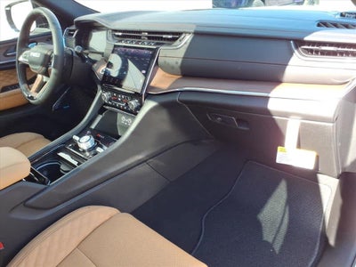 2025 Jeep Grand Cherokee Summit 4x4