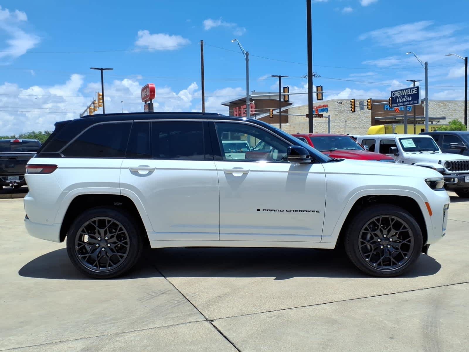 2026 Jeep Grand Cherokee GRAND CHEROKEE SUMMIT 4X4