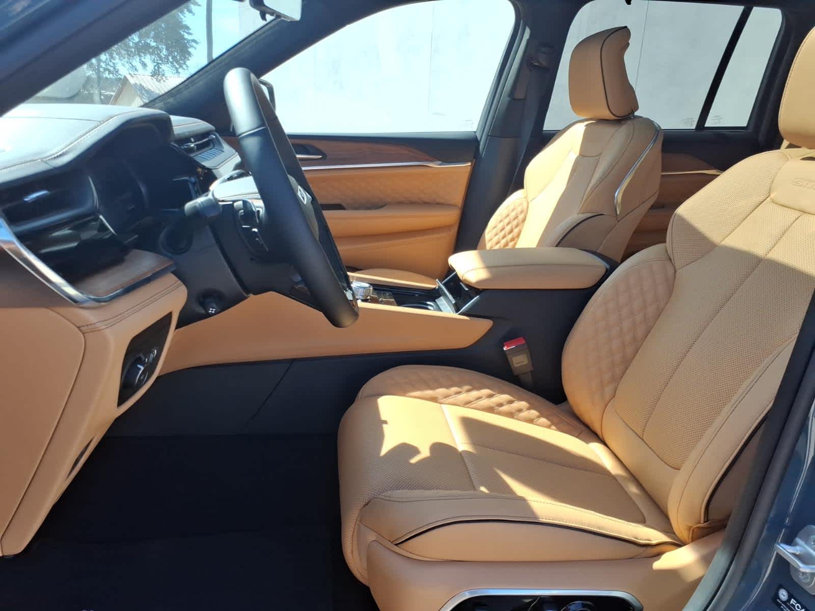 2026 Jeep Grand Cherokee GRAND CHEROKEE SUMMIT 4X4