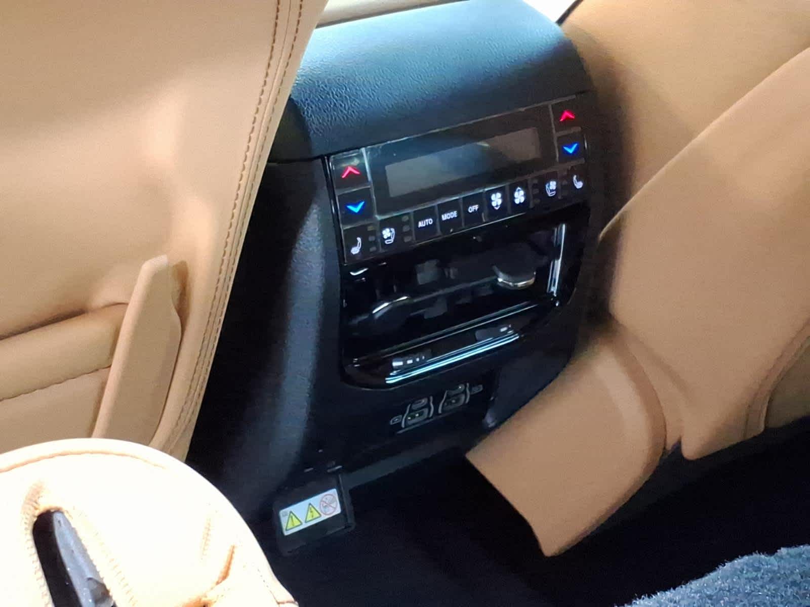 2025 Jeep Grand Cherokee GRAND CHEROKEE L SUMMIT RESERVE 4X4