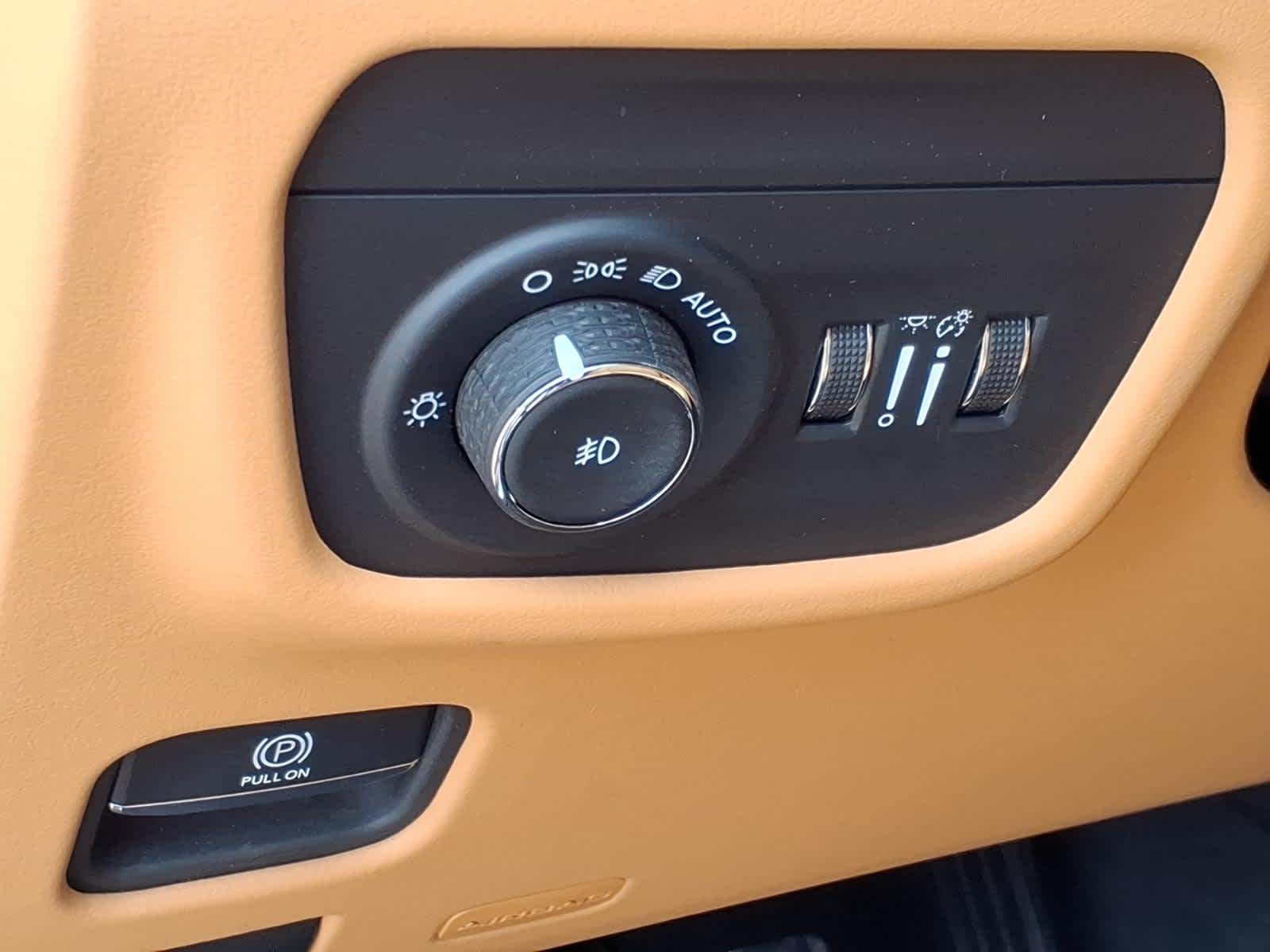 2025 Jeep Grand Cherokee L Summit Reserve 4x4