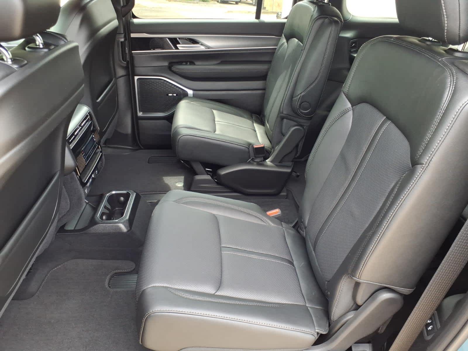 2026 Jeep Grand Wagoneer GRAND WAGONEER LIMITED ALTITUDE 4X4