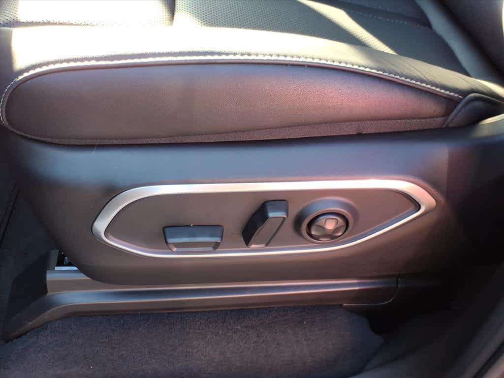 2025 Jeep Wagoneer WAGONEER CARBIDE 4X4