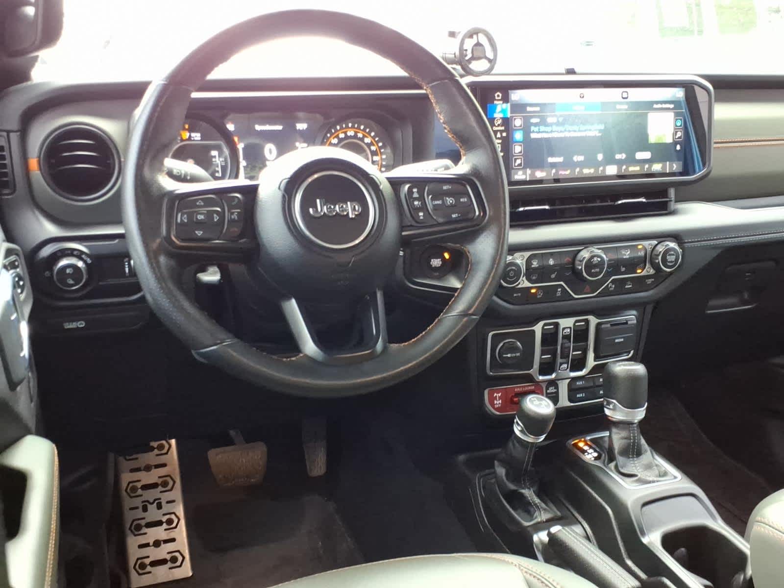 2024 Jeep Gladiator Mojave X