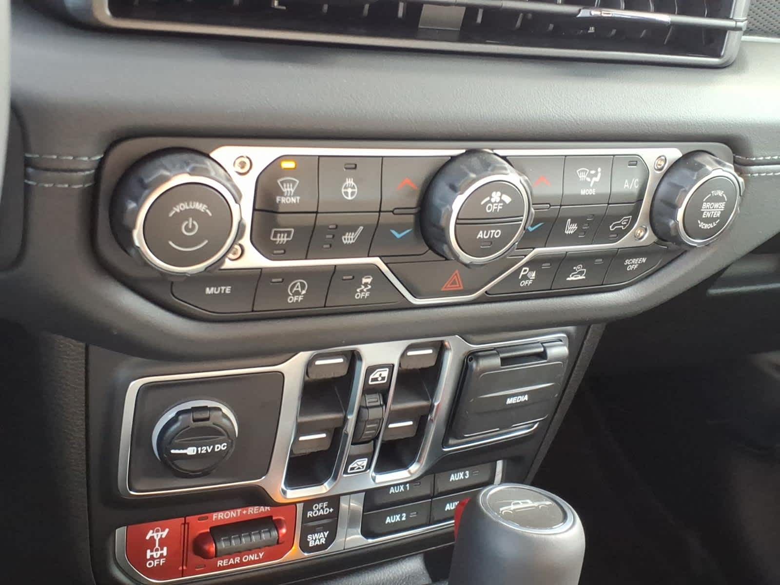 2026 Jeep Gladiator GLADIATOR RUBICON X 4X4