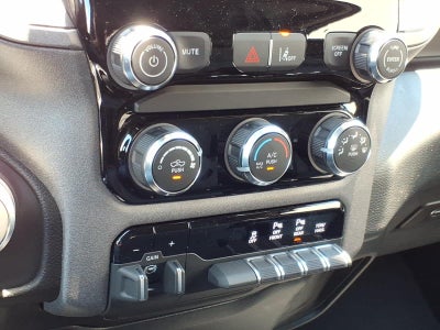 2026 RAM Ram 1500 RAM 1500 EXPRESS QUAD CAB 4X2 6'4' BOX