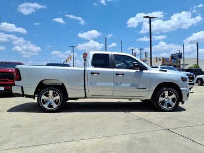 2026 RAM 1500 RAM 1500 EXPRESS QUAD CAB 4X2 6'4' BOX