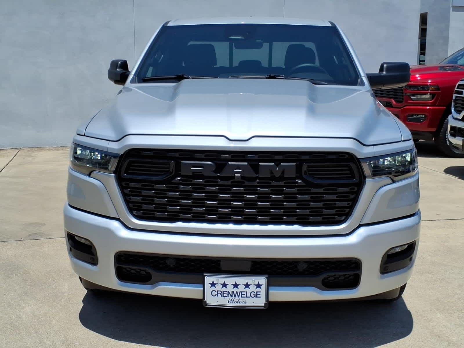 2026 RAM 1500 RAM 1500 EXPRESS QUAD CAB 4X2 6'4' BOX