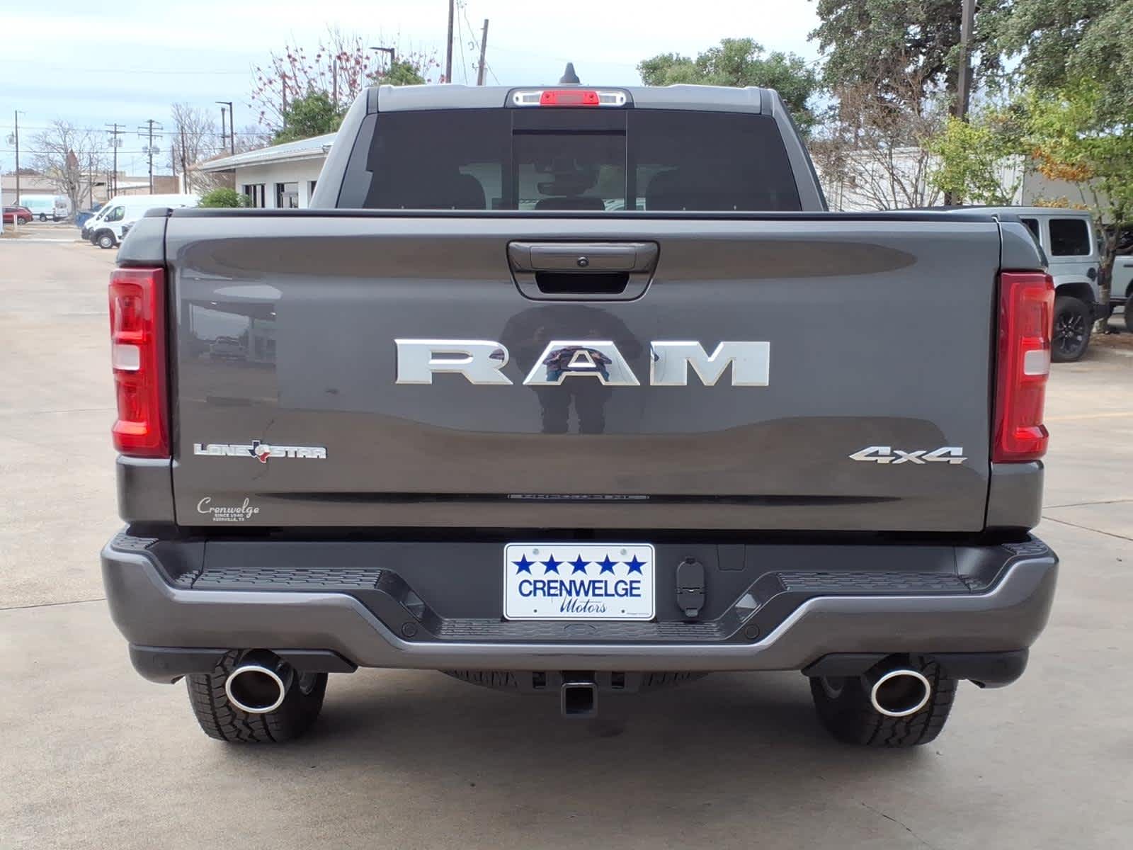 2026 RAM Ram 1500 RAM 1500 LONE STAR CREW CAB 4X4 5'7' BOX
