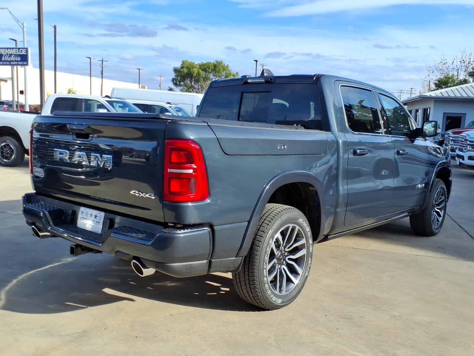 2026 RAM Ram 1500 RAM 1500 LIMITED LONGHORN CREW CAB 4X4 5'7' BOX