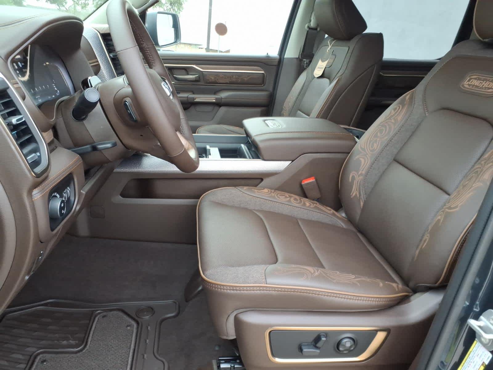 2026 RAM Ram 1500 RAM 1500 LIMITED LONGHORN CREW CAB 4X4 5'7' BOX