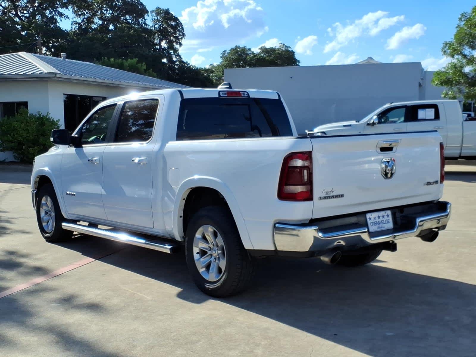 2021 RAM 1500 Laramie Crew Cab 4x4 5'7' Box