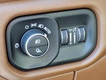 2021 RAM 1500 Laramie Crew Cab 4x4 5'7' Box