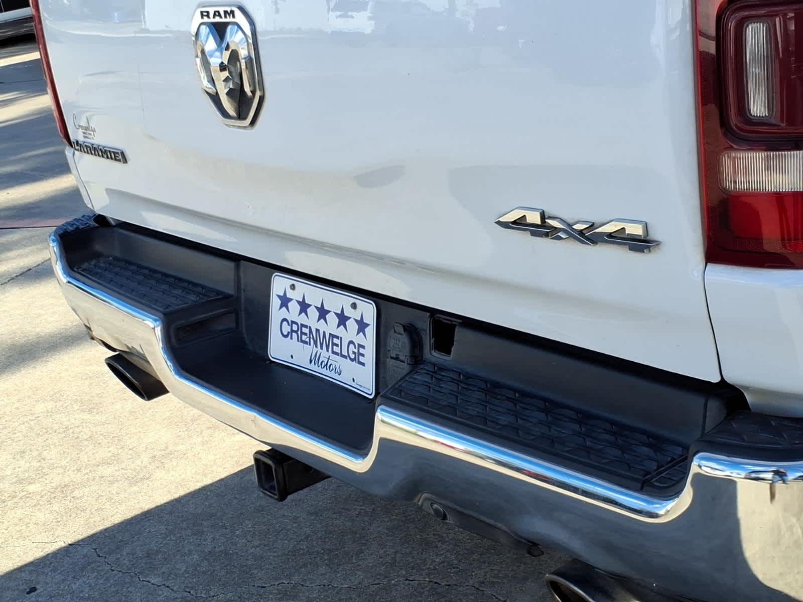 2021 RAM 1500 Laramie Crew Cab 4x4 5'7' Box