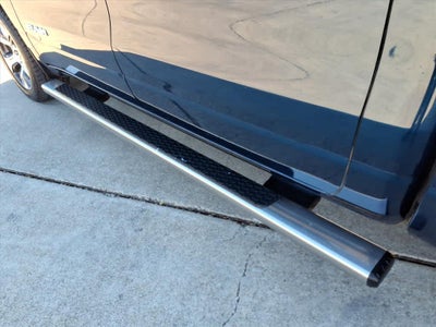 2023 RAM 1500 Laramie Crew Cab 4x4 5'7' Box