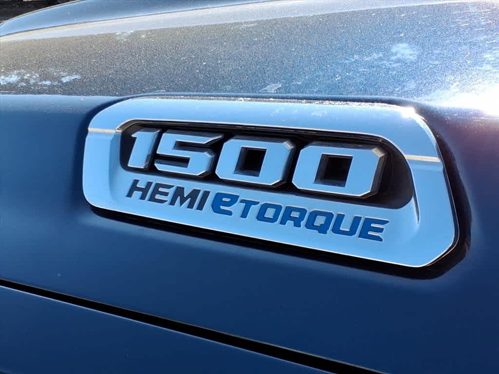 2023 RAM 1500 Laramie Crew Cab 4x4 5'7' Box