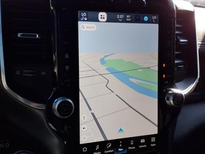 2023 RAM 1500 Laramie Crew Cab 4x4 5'7' Box