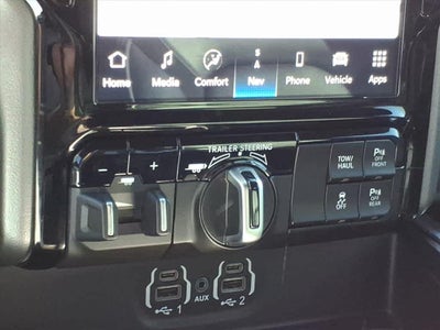 2023 RAM 1500 Laramie Crew Cab 4x4 5'7' Box