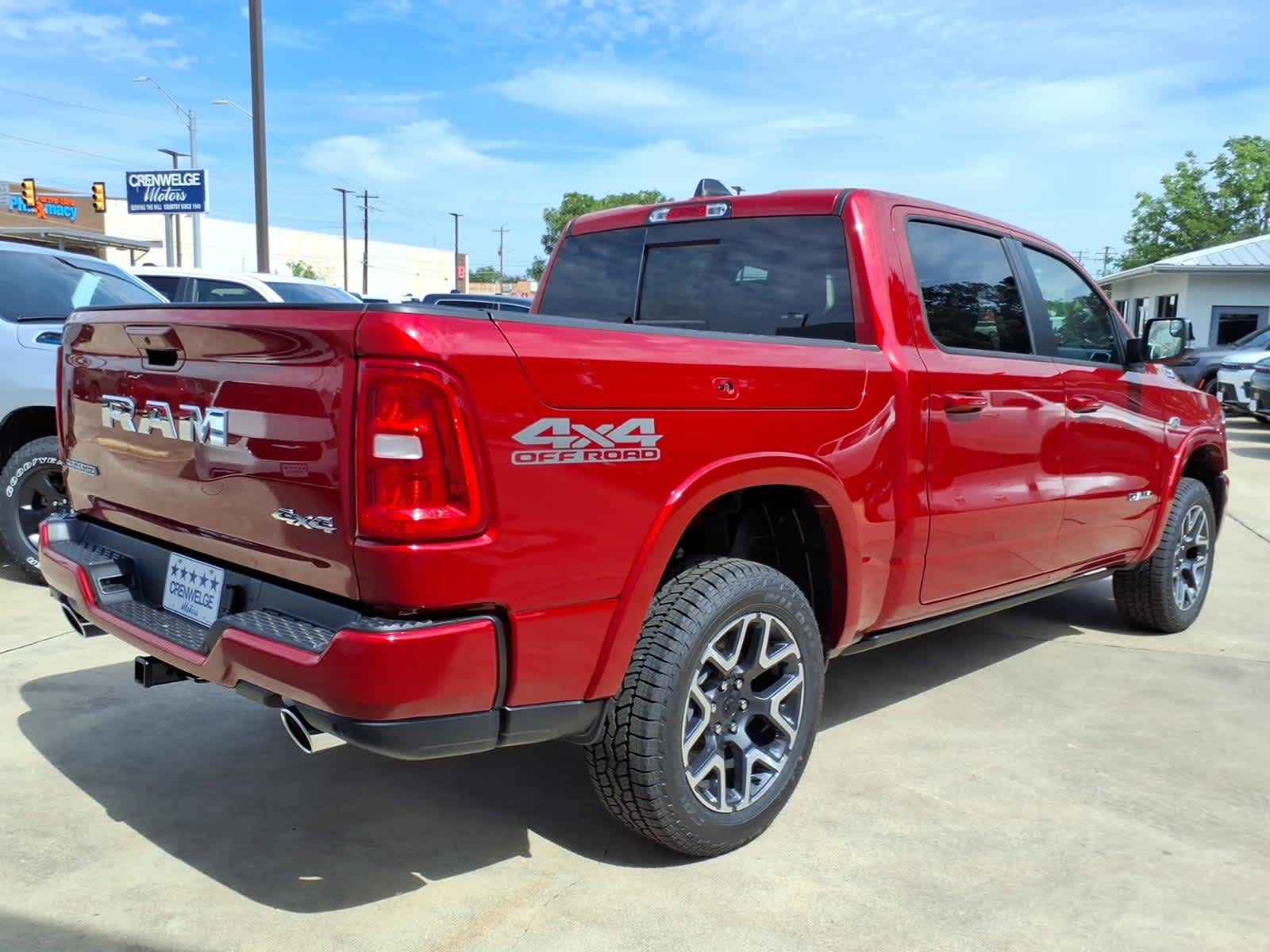 2026 RAM Ram 1500 RAM 1500 LARAMIE CREW CAB 4X4 5'7' BOX