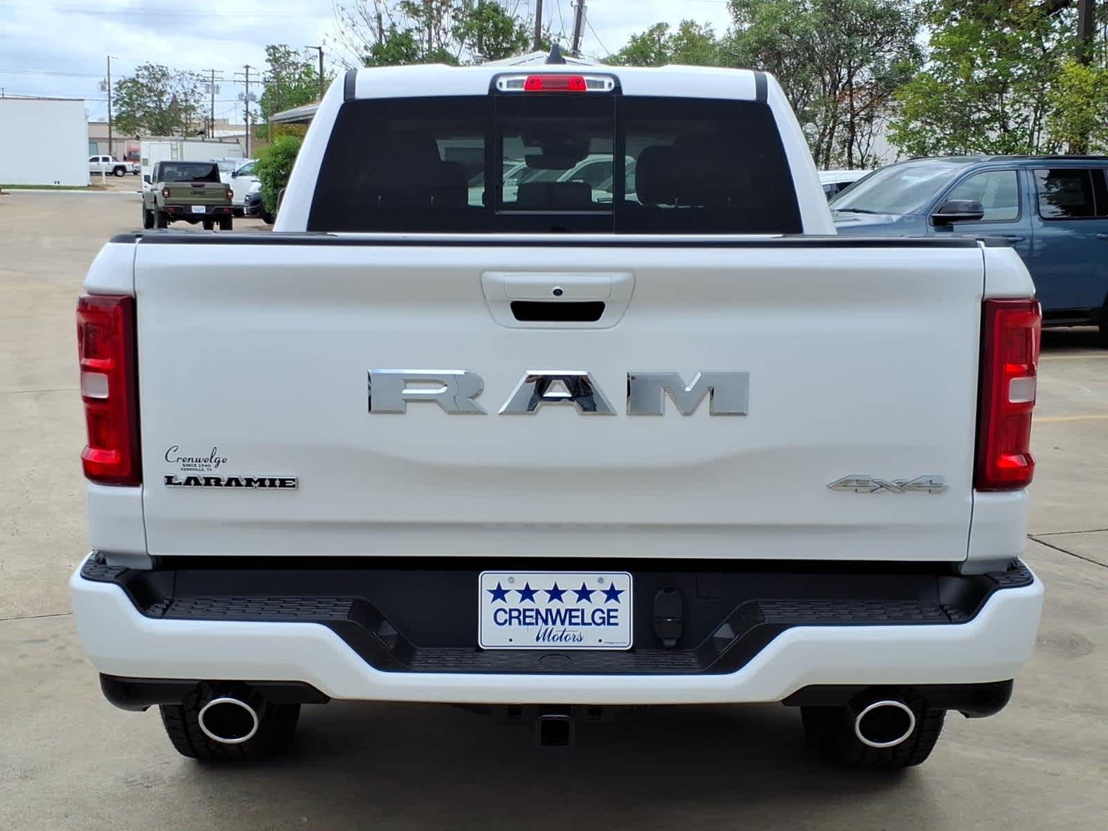 2026 RAM Ram 1500 RAM 1500 LARAMIE CREW CAB 4X4 5'7' BOX
